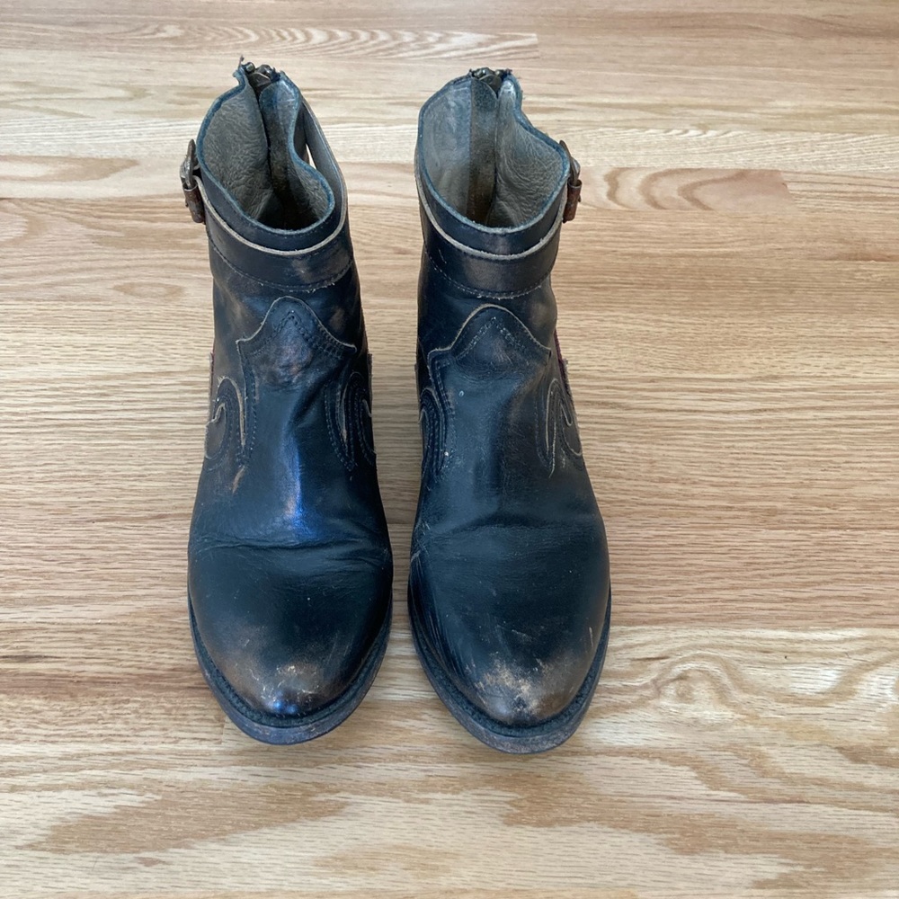 FREEBIRD Brick Black/Wine. Boots Size 7.
